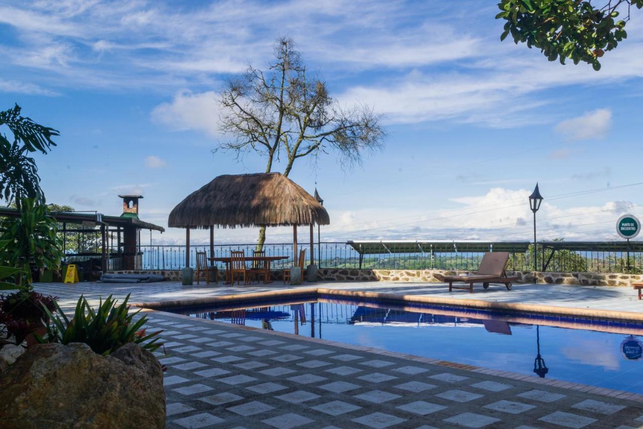 Hotel El Eden Country Y Club Residencial