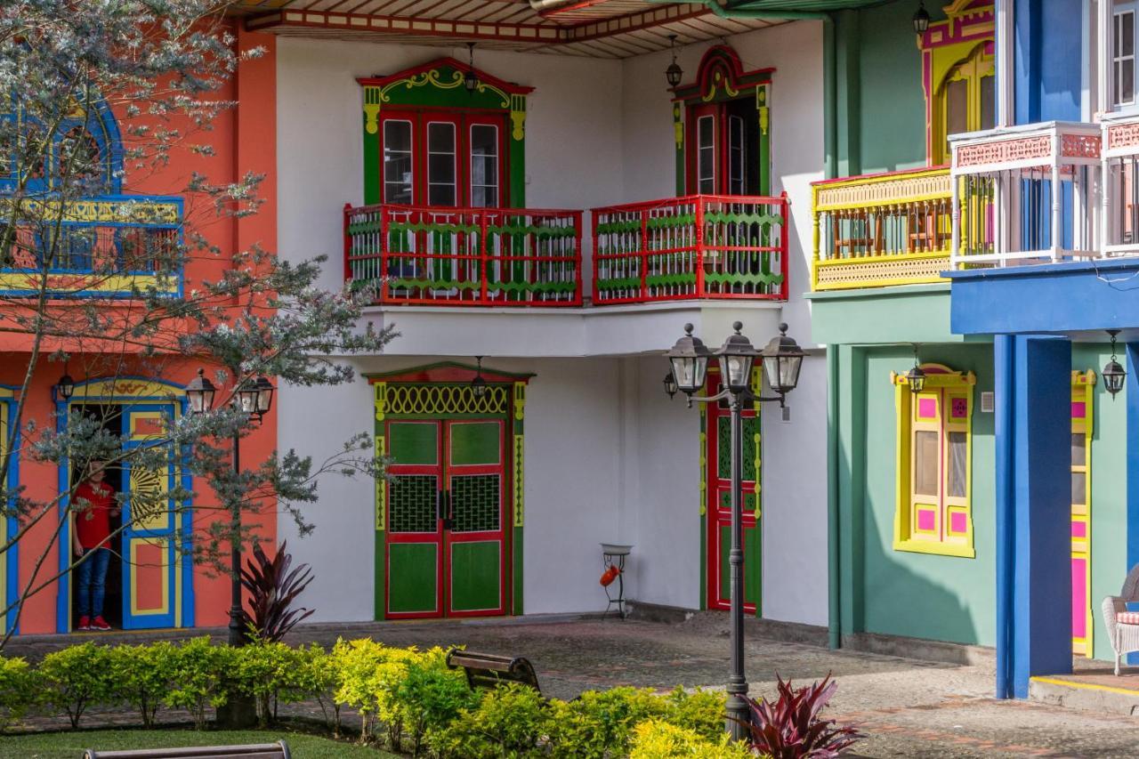 El Eden Country Y Club Residencial 3*
